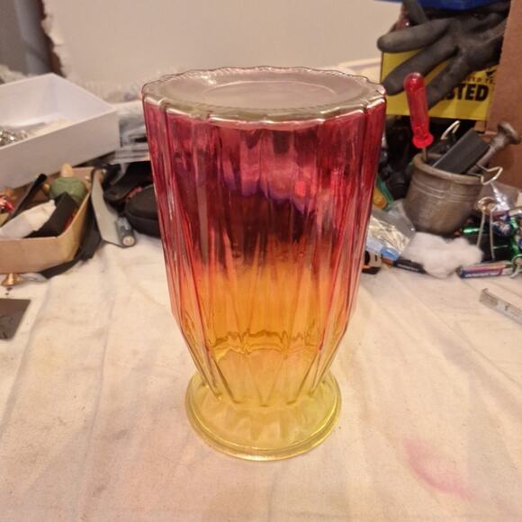 Antique 8" Tall 4" Wide AMBERINA Molded GLASS VASE - Picture 4 of 5